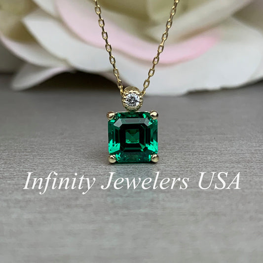 Asscher Cut Green Emerald Pendant Anniversary Gift , Emerald and Diamond Necklace For Ladies, Asscher Cut Emerald 14k Gold Necklace