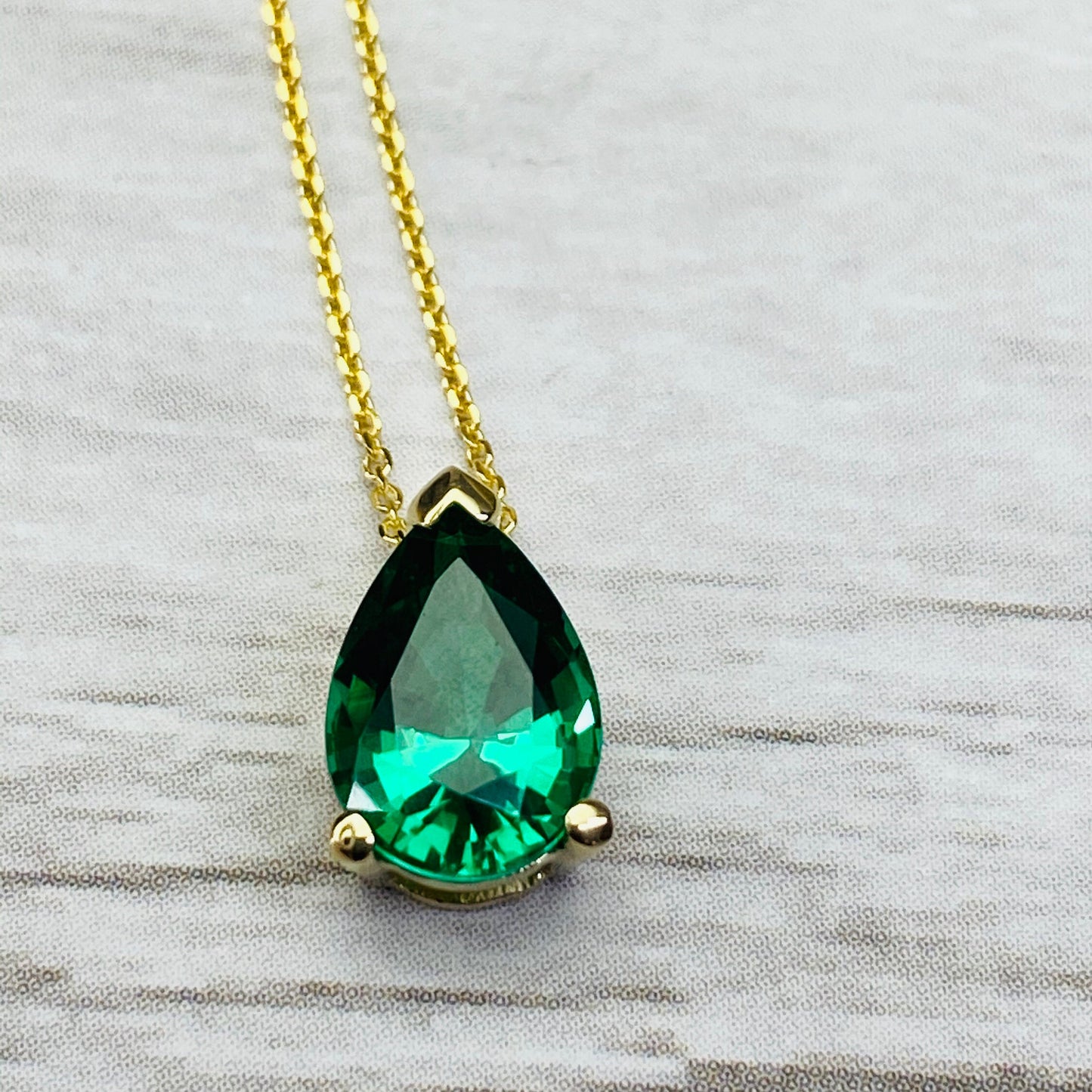 Pear Shape Emerald Solitaire Pendant Necklace For Ladies, 14K Yellow Gold May Birthstone Pendant Gift For Her, Ladies Emerald Necklace #6999