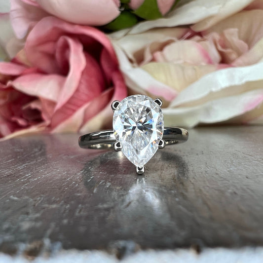 White Gold Pear Shaped Engagement Ring, Pear Cut Ring, Pear Solitaire Ring Moissanite Pear Ring Dainty Pear Cut Ring Pear Wedding Ring #7451