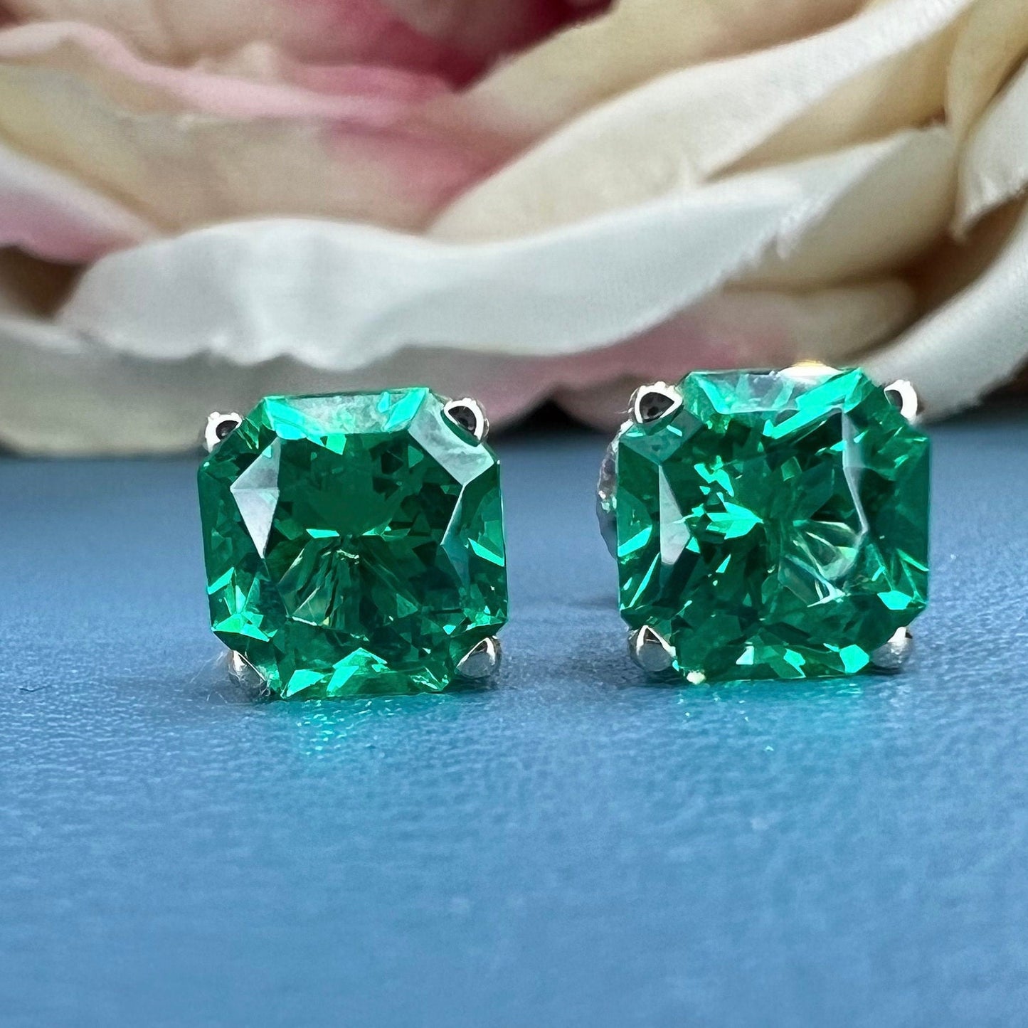 Radiant Cut Stud Earring 14k Yellow Gold, Green Emerald Stud Earrings, Square Earrings Yellow Gold, Unisex Earring Emerald Radiant Cut #6228