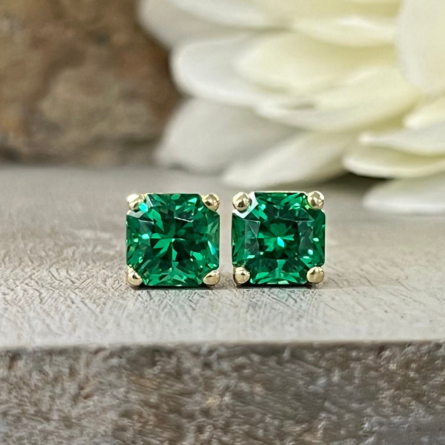 Radiant Cut Stud Earring 14k Yellow Gold, Green Emerald Stud Earrings, Square Earrings Yellow Gold, Unisex Earring Emerald Radiant Cut #6228