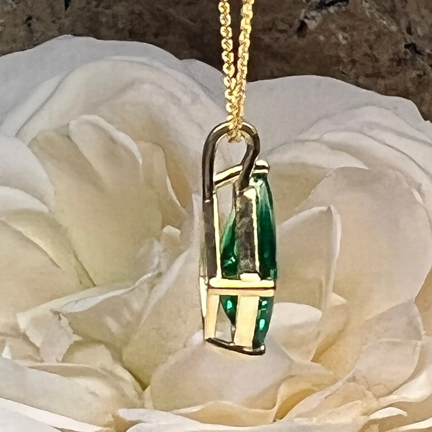 Emerald Pendant Necklace Solid 14K Yellow Gold , Ladies Emerald Necklace Unique Kite Shaped Emerald Necklace Pendant Dainty Necklace #7288