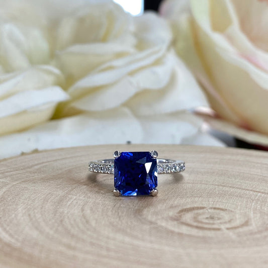 Blue sapphire and diamond ring 14k solid gold, Blue sapphire engagement ring with natural diamond accents, sapphire solitaire wedding